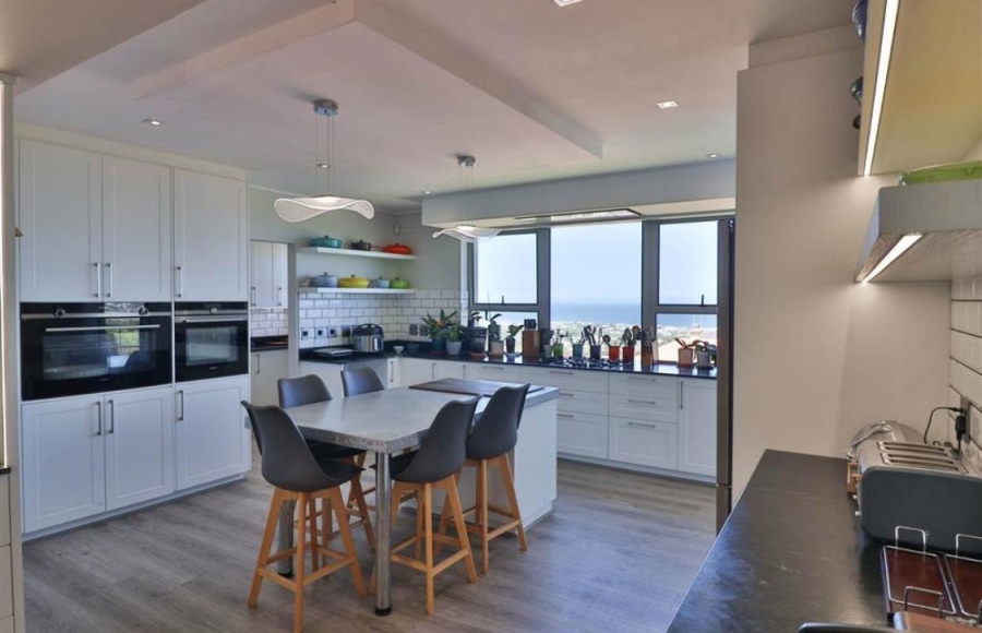 4 Bedroom Property for Sale in Berghof Western Cape